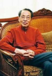 常宝霆